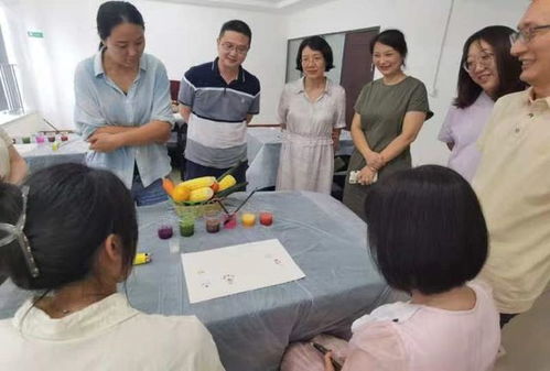 首届“边吃边疗”饮食心理实用技术班在成都圆满落幕，酒店管理与信息咨询服务获新启发